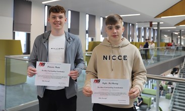 Oil and gas apprentices presented with recognition certificates